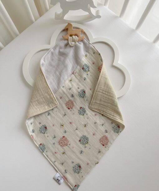 kramtukas merliukas su mediniu kramtuku