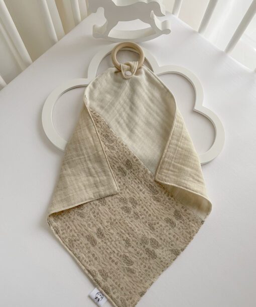 kramtukas merliukas su mediniu kramtuku